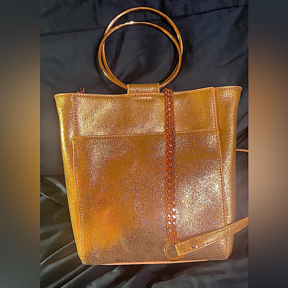Beautiful Metallic Rose Gold Thacker Bag.  Leather